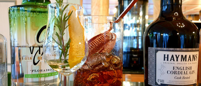 Gin & Tonic Gin & Tonic